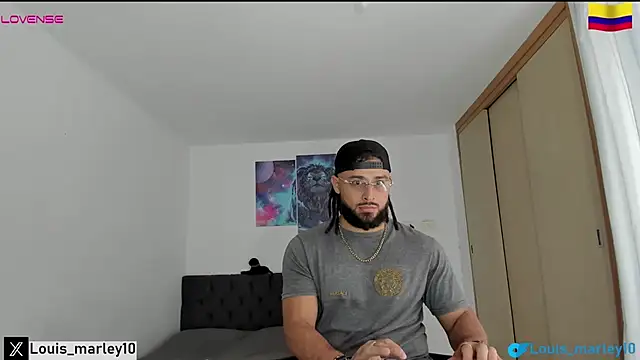 Louis marley   online show from December 21, 8:49 pm