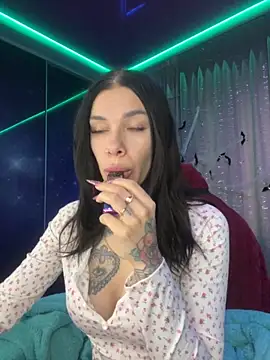 Snapshot of Queen_of_pain chatting on October 27, 7:56 am Queen of pain online show from October 27, 7:56 am