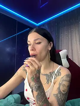 Snapshot of Queen_of_pain chatting on November 7, 6:24 am Queen of pain online show from November 7, 6:24 am