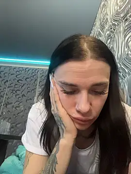 Queen of pain online show from February 2, 7:07 am