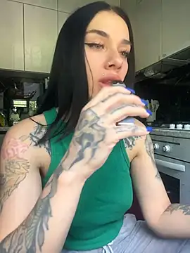 Snapshot of Queen_of_pain chatting on July 19, 6:28 am Queen of pain online show from July 19, 6:28 am