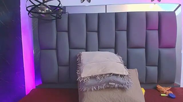  MiaBrown  online show from January 9, 12:08 pm