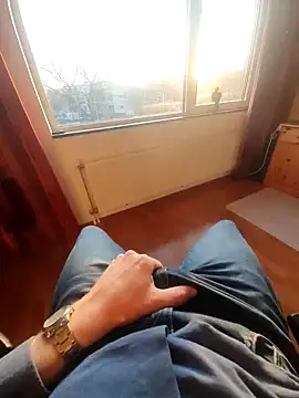 jk1981jk online show from March 10, 4:57 pm