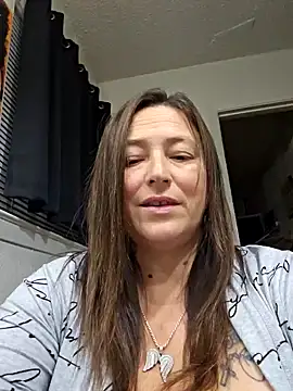 angelbaby1998 online show from December 22, 9:00 am