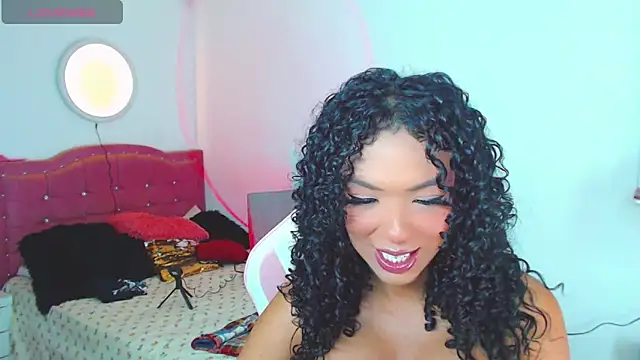 Snapshot of Tanedra_collings chatting on May 11, 3:01 am Tanedra collings online show from May 11, 3:01 am