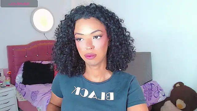 Snapshot of Tanedra_collings chatting on July 14, 3:00 am Tanedra collings online show from July 14, 3:00 am