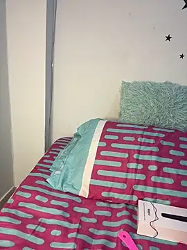 Snapshot of Aleja_DANS chatting on March 3, 3:18 pm Aleja DANS online show from March 3, 3:18 pm