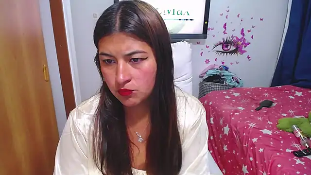Yunhot  online show from May 19, 9:48 am