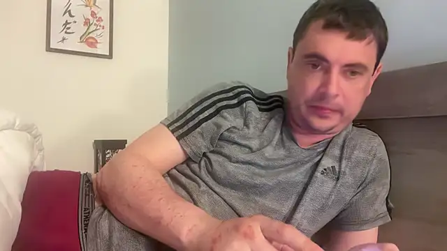 Snapshot of freddy0222222 chatting on May 5, 5:37 am freddy0222222 online show from May 5, 5:37 am