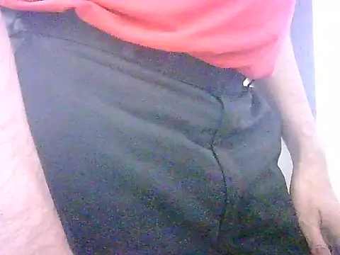 Snapshot of mrose8080 chatting on November 24, 7:13 pm mrose8080 online show from November 24, 7:13 pm