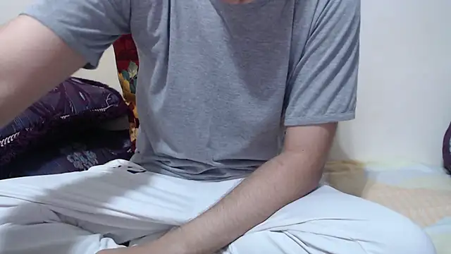Snapshot of Alexdelarge323 chatting on July 6, 3:14 pm Alexdelarge323 online show from July 6, 3:14 pm