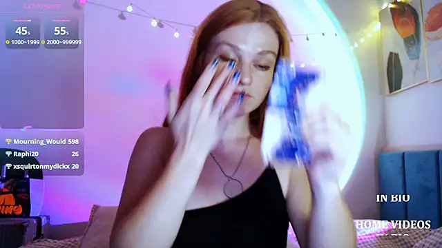 Cassie Wild online show from February 25, 11:20 am