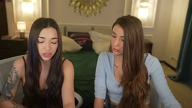 Snapshot of Jasmine_Flow chatting on February 26, 11:42 am Jasmine Flow online show from February 26, 11:42 am