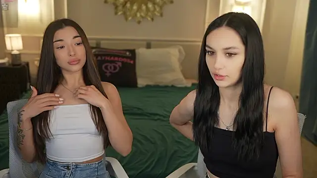 Snapshot of Jasmine_Flow chatting on March 9, 8:29 am Jasmine Flow online show from March 9, 8:29 am