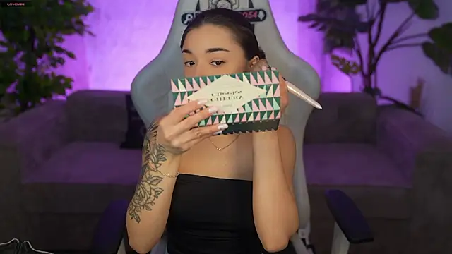 Snapshot of Jasmine_Flow chatting on March 16, 8:07 am Jasmine Flow online show from March 16, 8:07 am