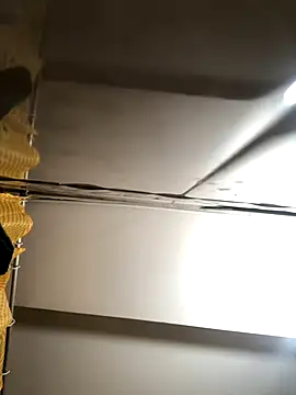 nalalye cruzz  online show from September 14, 12:54 am