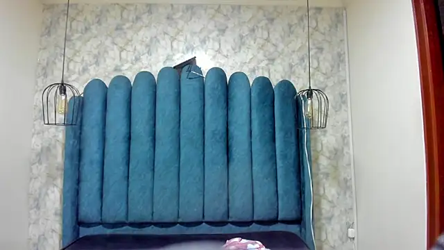 Snapshot of nalalye_cruzz_ chatting on May 29, 3:04 am nalalye cruzz online show from May 29, 3:04 am