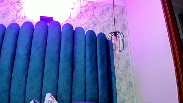 Snapshot of nalalye_cruzz_ chatting on June 11, 2:33 am nalalye cruzz online show from June 11, 2:33 am