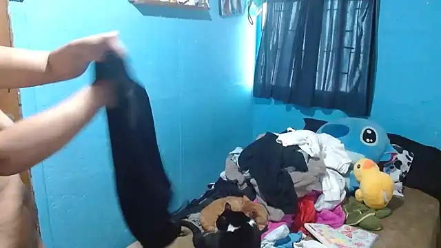 Snapshot of clarisse69 chatting on January 31, 8:22 pm clarisse69 online show from January 31, 8:22 pm