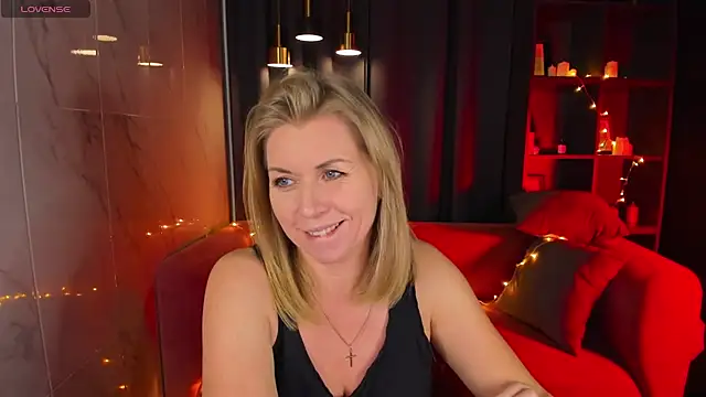 Annie Light online show from January 14, 8:41 am