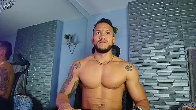 ARON TAYLER01 online show from February 25, 10:25 am