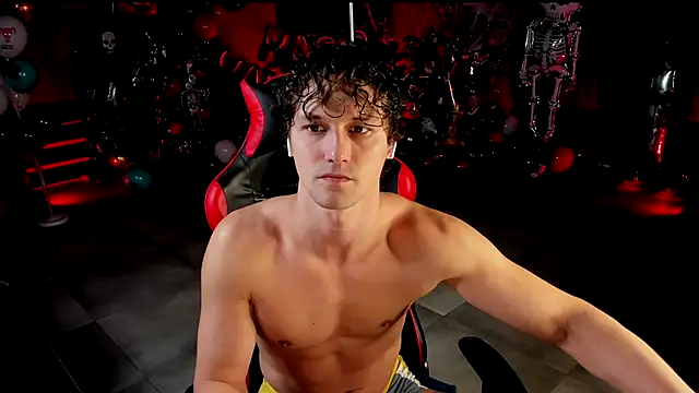 dirty-boss online show from December 19, 9:27 am