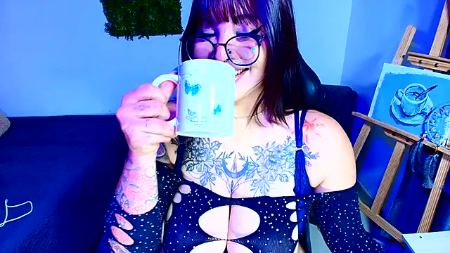 Snapshot of SweetIsabella_x chatting on July 3, 4:52 am SweetIsabella x online show from July 3, 4:52 am