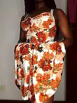 NicRaisaa online show from October 5, 1:42 pm