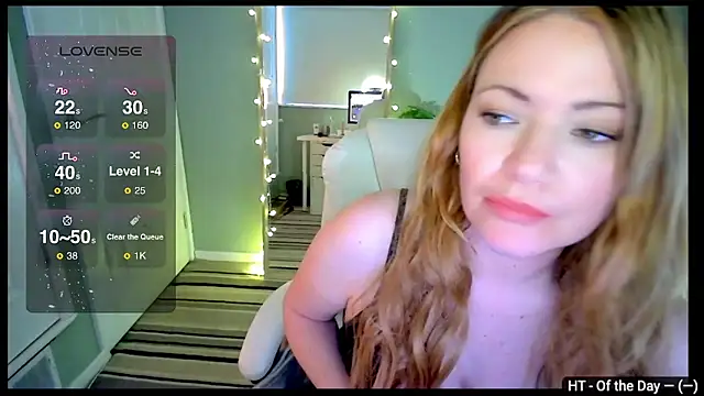 Brit Housewife online show from April 30, 11:27 am