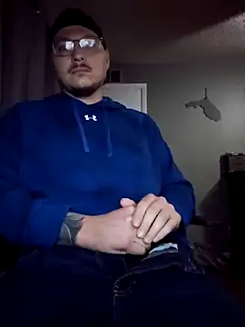 Snapshot of MrBiggBallz chatting on February 5, 11:12 am MrBiggBallz online show from February 5, 11:12 am