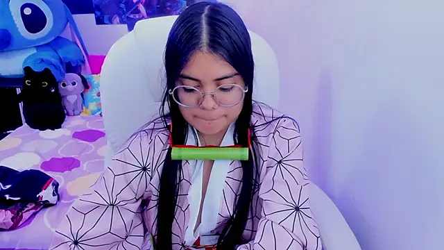 esmeralda112 online show from March 9, 1:04 am