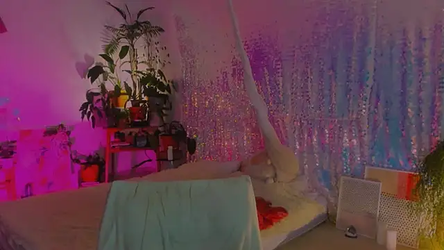 poli   online show from December 17, 12:56 am