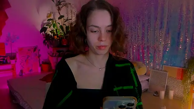 poli   online show from January 22, 7:24 pm