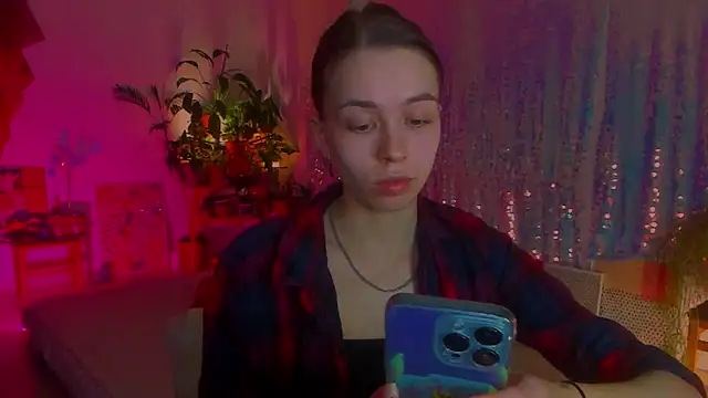 poli   online show from February 14, 5:25 pm