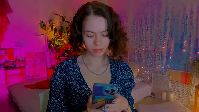 poli   online show from March 7, 10:54 pm