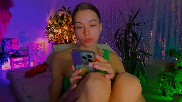 poli   online show from September 19, 6:08 pm