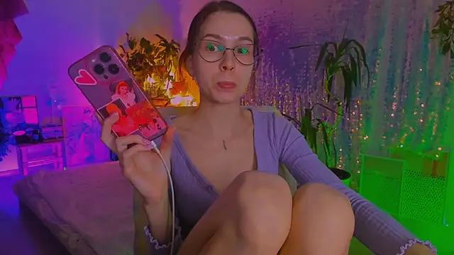 poli   online show from March 6, 5:42 pm