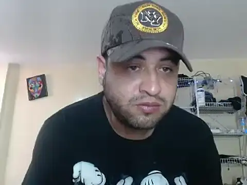 Snapshot of alphaswitchard chatting on December 20, 8:55 pm alphaswitchard online show from December 20, 8:55 pm