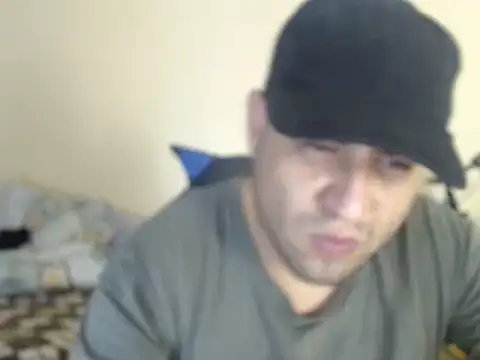 Snapshot of alphaswitchard chatting on March 12, 11:44 pm alphaswitchard online show from March 12, 11:44 pm