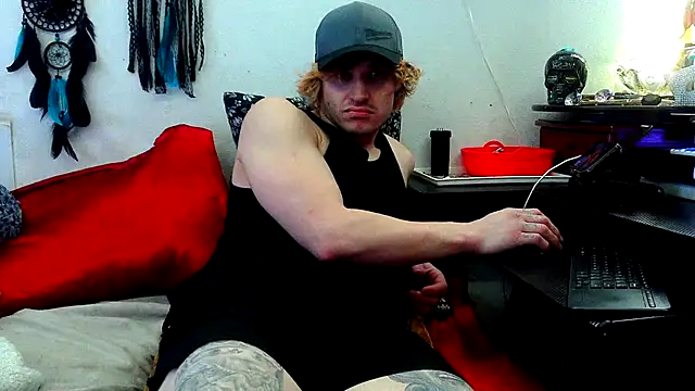 Snapshot of TheGAPEgatsby92 chatting on February 2, 11:42 am TheGAPEgatsby92 online show from February 2, 11:42 am