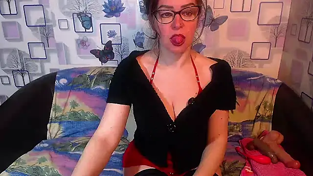 milfsexy online show from March 22, 10:40 am
