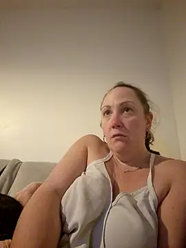 Wisie Cutie online show from March 17, 11:00 pm