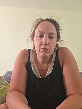 Snapshot of Wisie_Cutie chatting on June 14, 5:15 pm Wisie Cutie online show from June 14, 5:15 pm