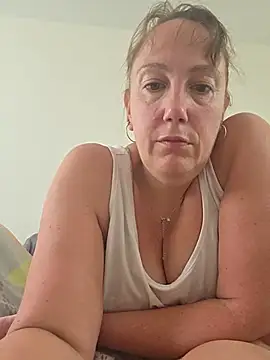 Snapshot of Wisie_Cutie chatting on June 16, 9:12 am Wisie Cutie online show from June 16, 9:12 am