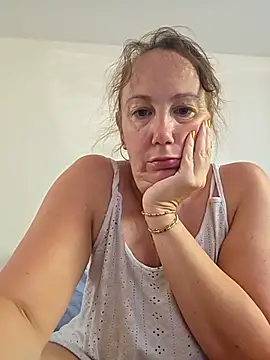 Snapshot of Wisie_Cutie chatting on June 27, 9:03 am Wisie Cutie online show from June 27, 9:03 am