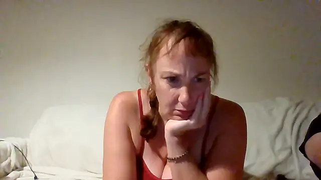Snapshot of Wisie_Cutie chatting on July 24, 10:30 pm Wisie Cutie online show from July 24, 10:30 pm