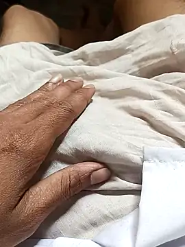 Play boy11 online show from November 6, 5:52 am