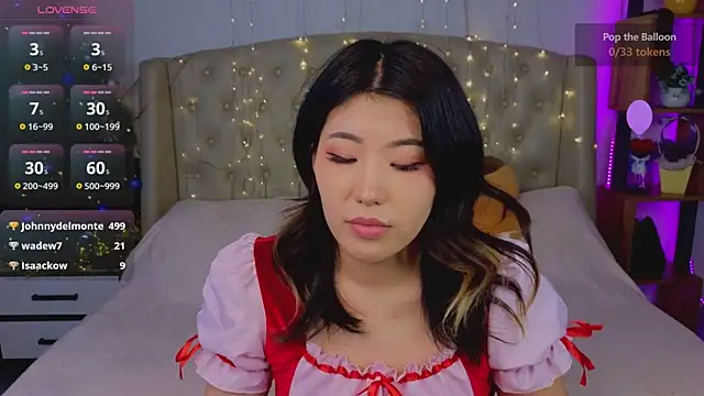 Snapshot of Wendy__Hills chatting on December 24, 12:33 pm Wendy Hills online show from December 24, 12:33 pm