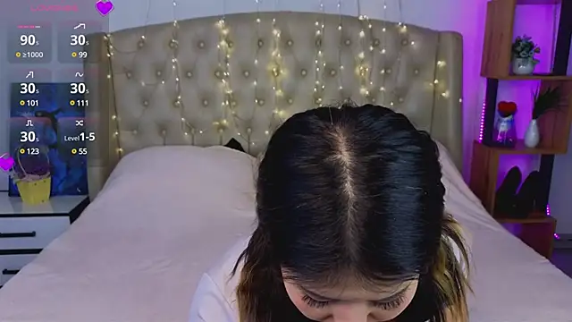 Snapshot of Wendy__Hills chatting on January 21, 12:50 pm Wendy Hills online show from January 21, 12:50 pm