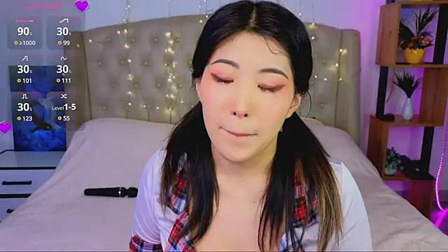 Snapshot of Wendy__Hills chatting on March 7, 3:39 pm Wendy Hills online show from March 7, 3:39 pm